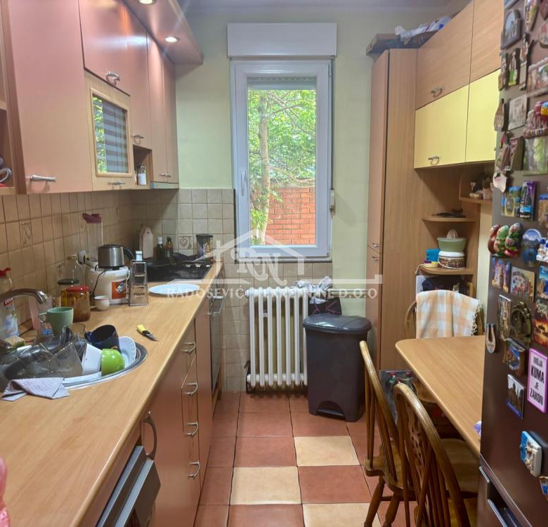 Stan Prodaja Beograd Labudovo Brdo 100 m2