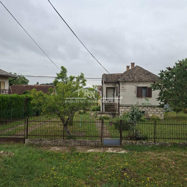Kuća Prodaja Beograd Sremčica 76 m2