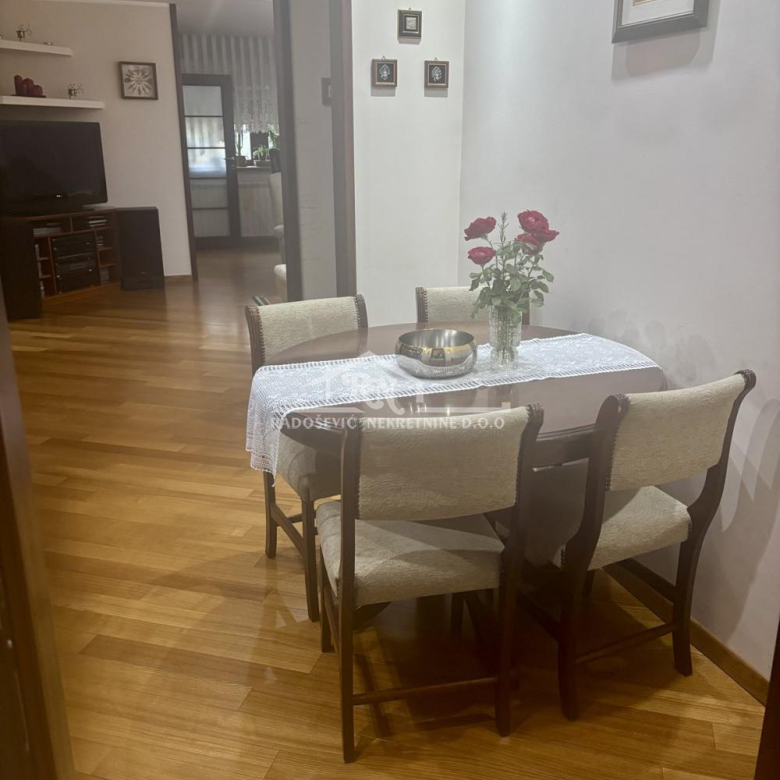 Stan Prodaja Beograd Petlovo Brdo 199 m2
