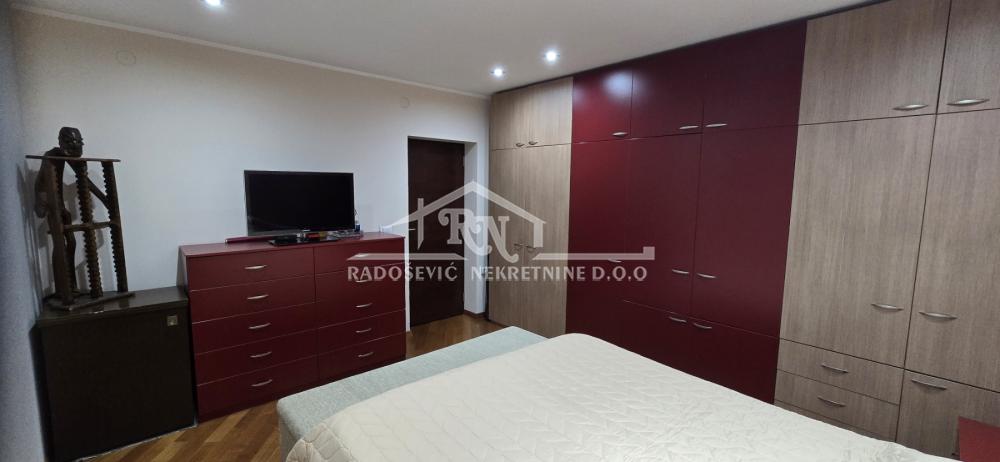 Stan Prodaja Beograd Petlovo Brdo 199 m2