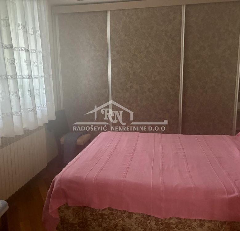 Stan Prodaja Beograd Petlovo Brdo 199 m2