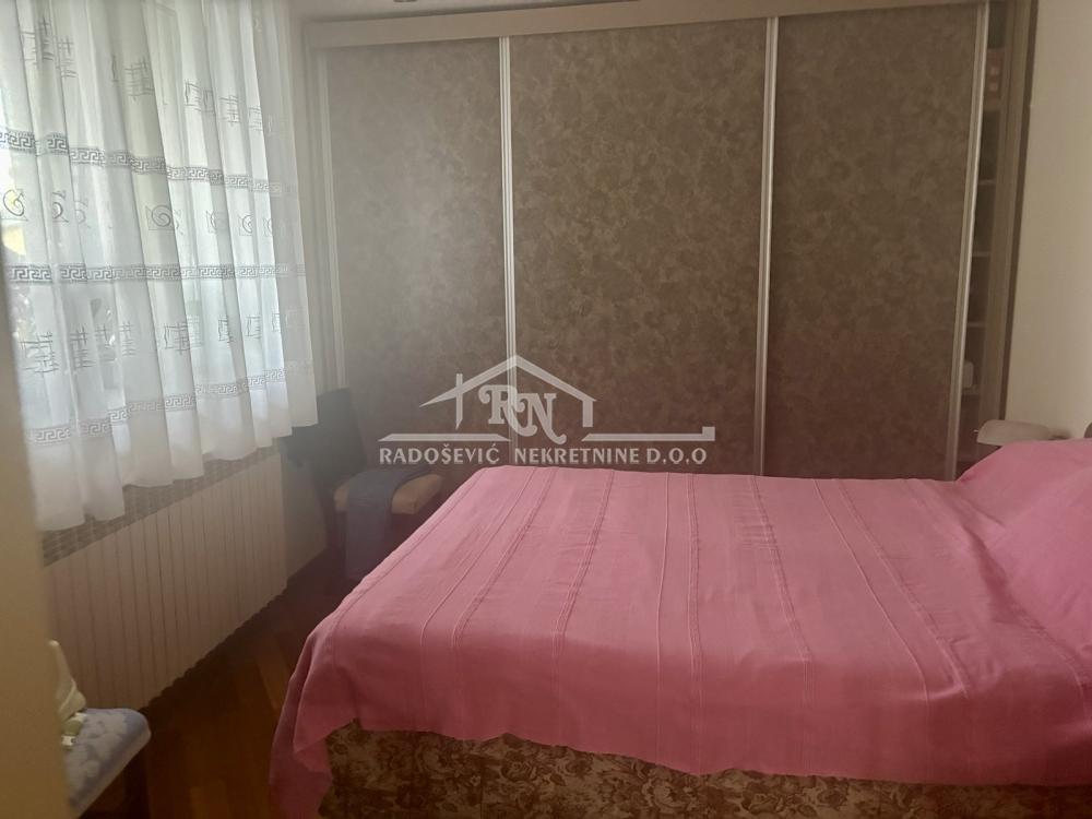 Stan Prodaja Beograd Petlovo Brdo 199 m2
