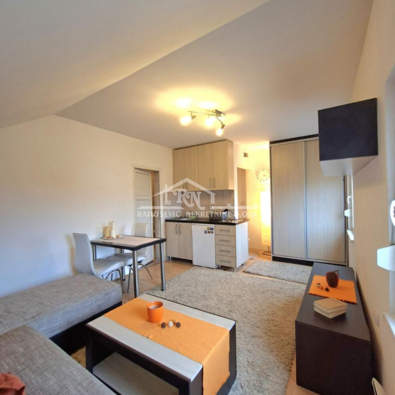Stan Prodaja Beograd Borča 25 m2