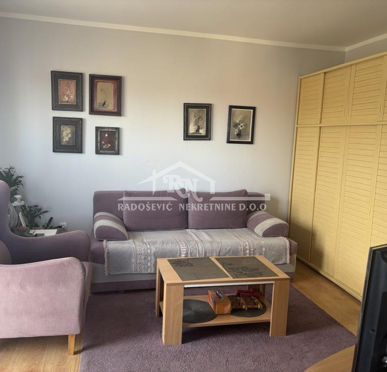 Stan Prodaja Beograd Bele Vode 66 m2