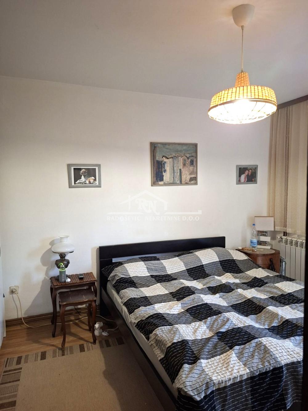 Kuća Prodaja Beograd Kuća Prodaja Beograd Ripanj 208 m2