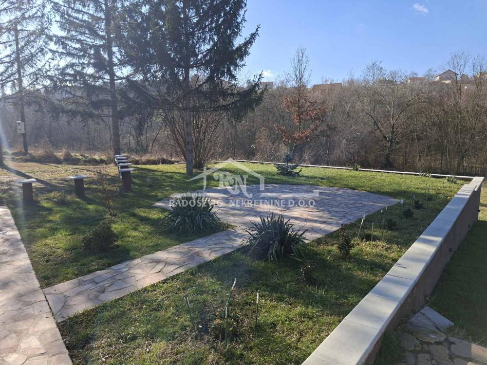 Kuća Prodaja Aranđelovac  180 m2