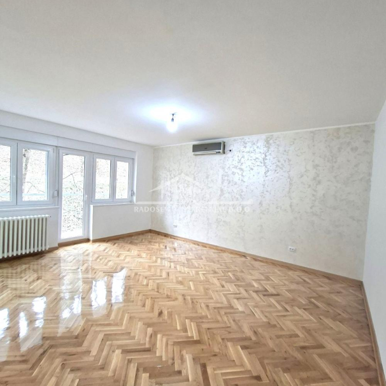 Stan Prodaja Beograd Cerak 75 m2