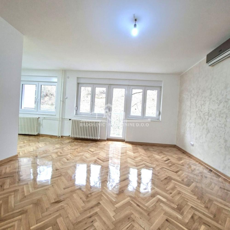 Stan Prodaja Beograd Cerak 75 m2