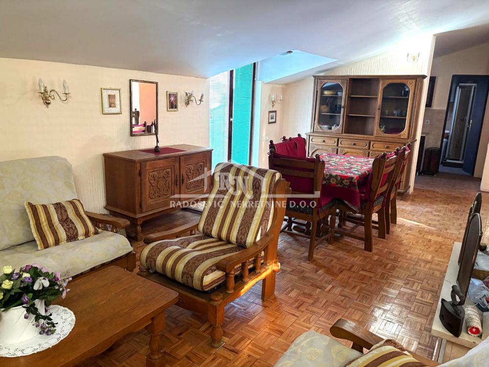 Stan Prodaja Beograd Stan Prodaja Beograd Petlovo Brdo 88 m2