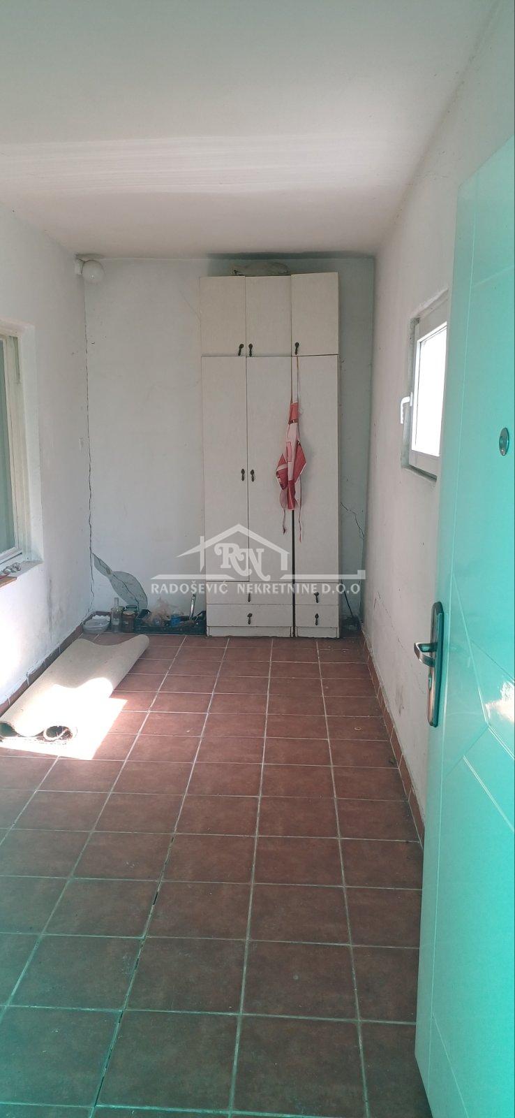 Kuća Prodaja Beograd Kuća Prodaja Beograd Resnik 65 m2