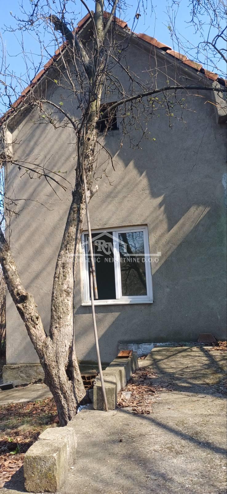Kuća Prodaja Beograd Kuća Prodaja Beograd Resnik 65 m2