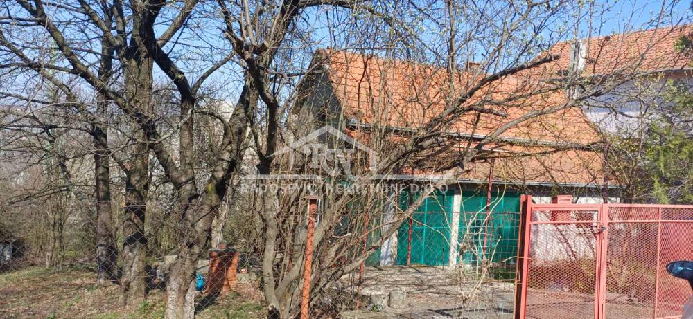 Kuća Prodaja Beograd Kuća Prodaja Beograd Resnik 65 m2