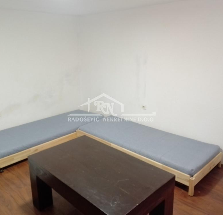 Stan Izdavanje Beograd Banovo Brdo 30 m2