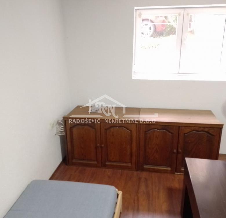 Stan Izdavanje Beograd Banovo Brdo 30 m2