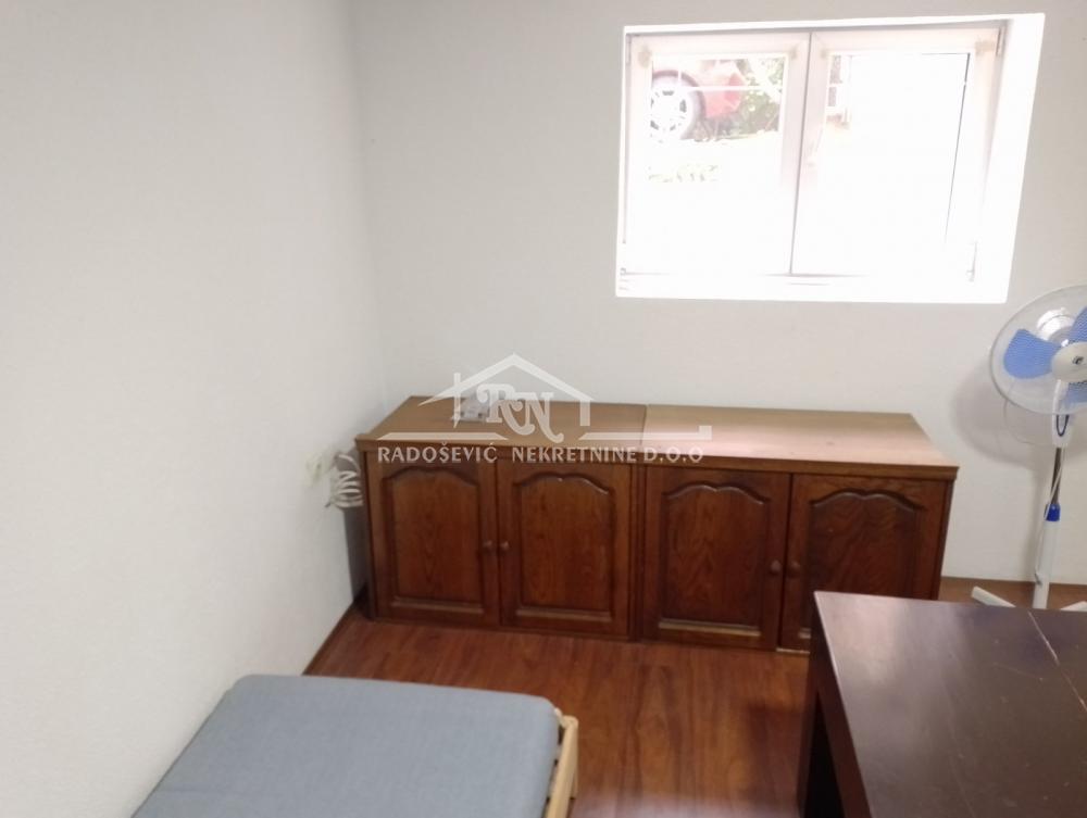 Stan Izdavanje Beograd Stan Izdavanje Beograd Banovo Brdo 30 m2