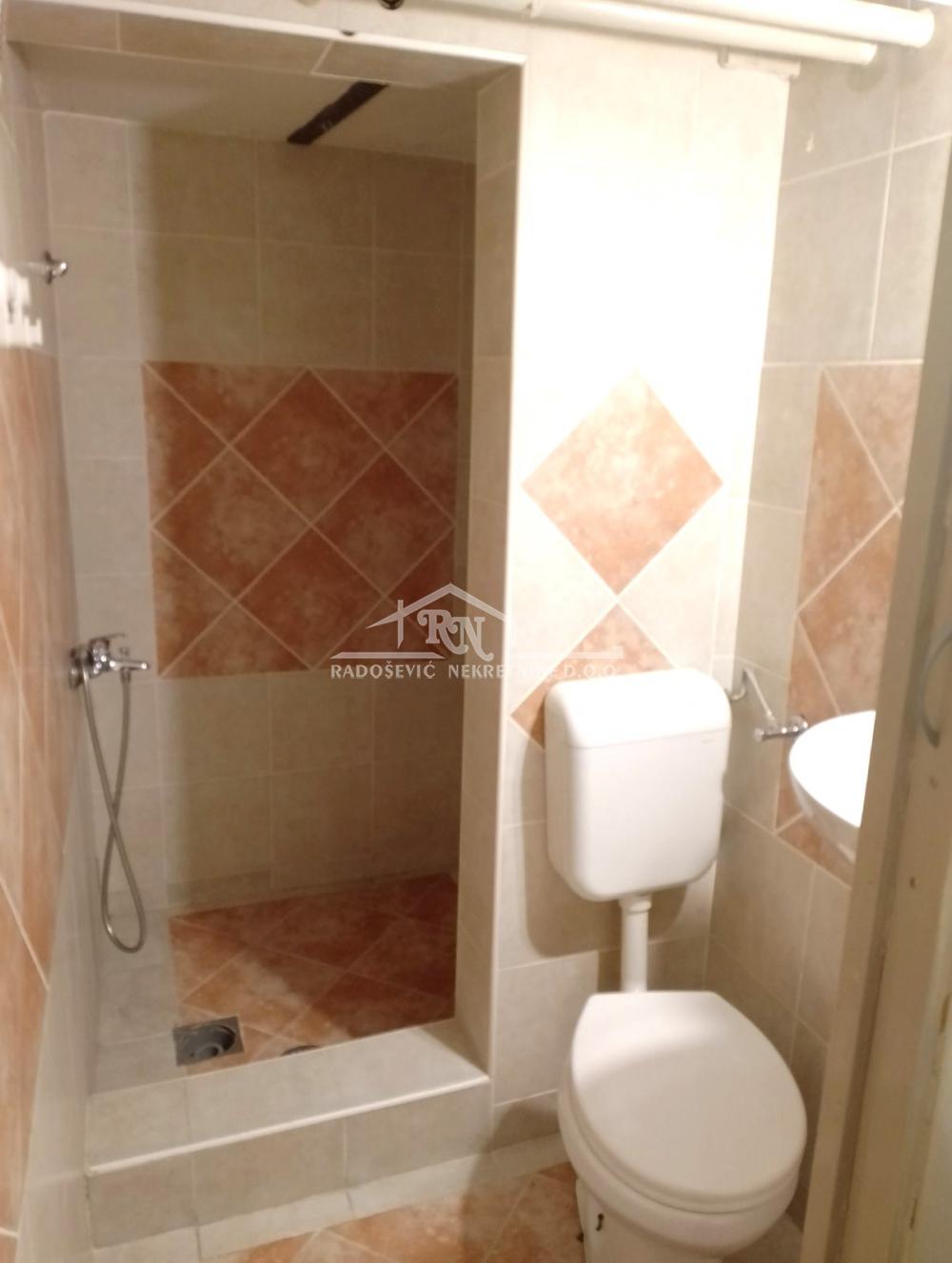 Stan Izdavanje Beograd Stan Izdavanje Beograd Banovo Brdo 30 m2