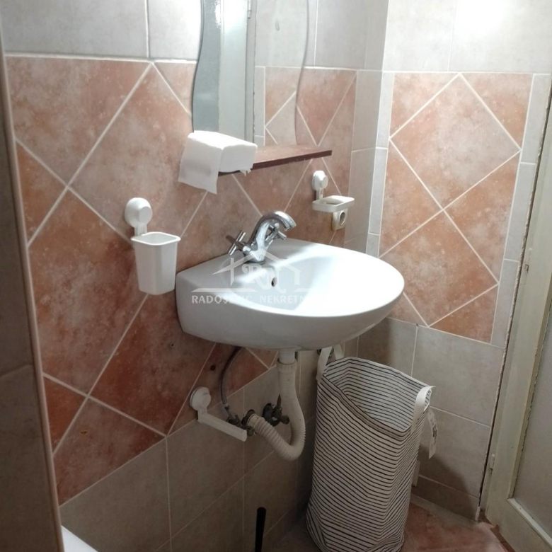Stan Izdavanje Beograd Banovo Brdo 30 m2