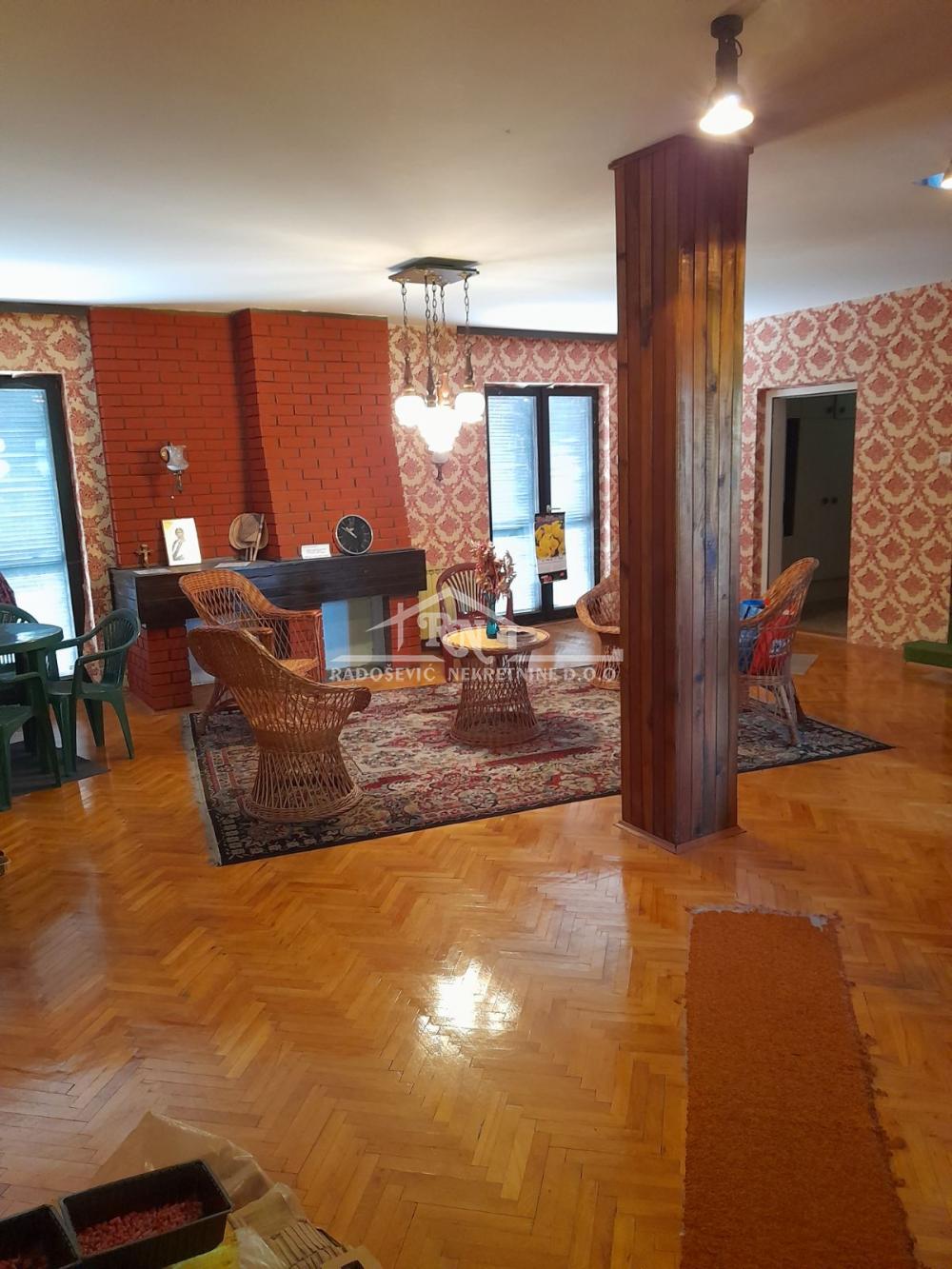 Kuća Prodaja Beograd Kuća Prodaja Beograd Ravni Gaj 144 m2