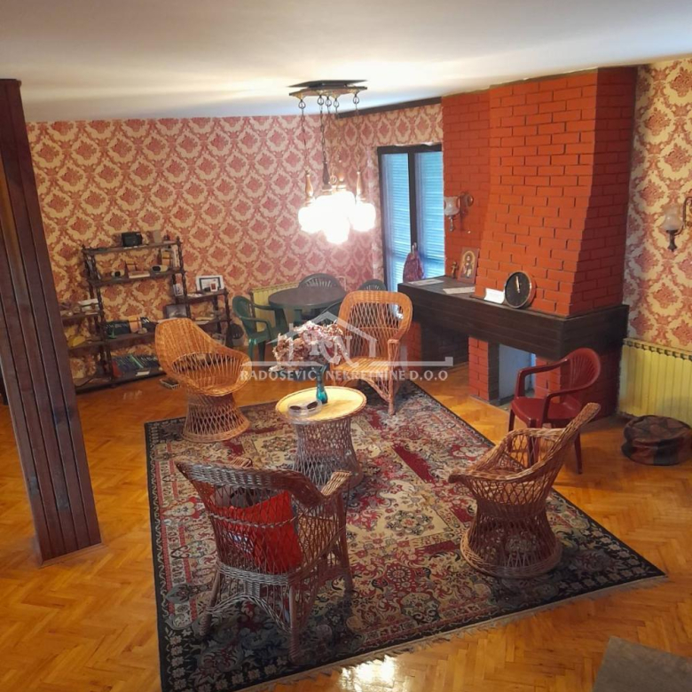 Kuća Prodaja Beograd Ravni Gaj 144 m2