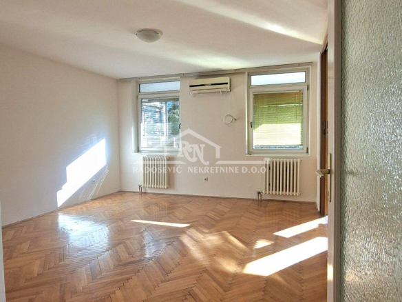 Stan Izdavanje Beograd Filmski Grad 51 m2