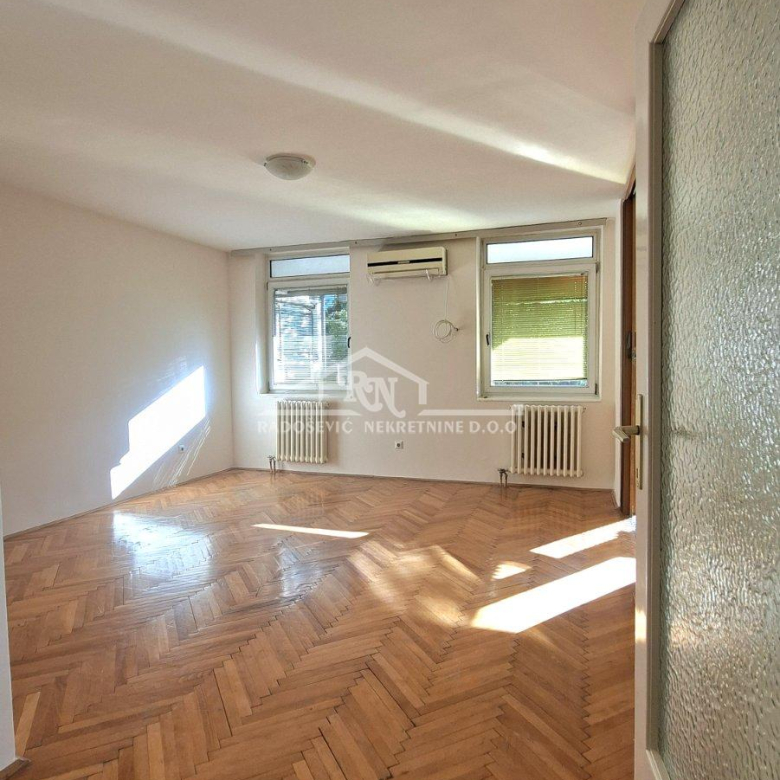 Stan Izdavanje Beograd Filmski Grad 51 m2