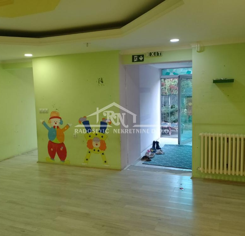 Lokal Izdavanje Beograd Vidikovac 170 m2