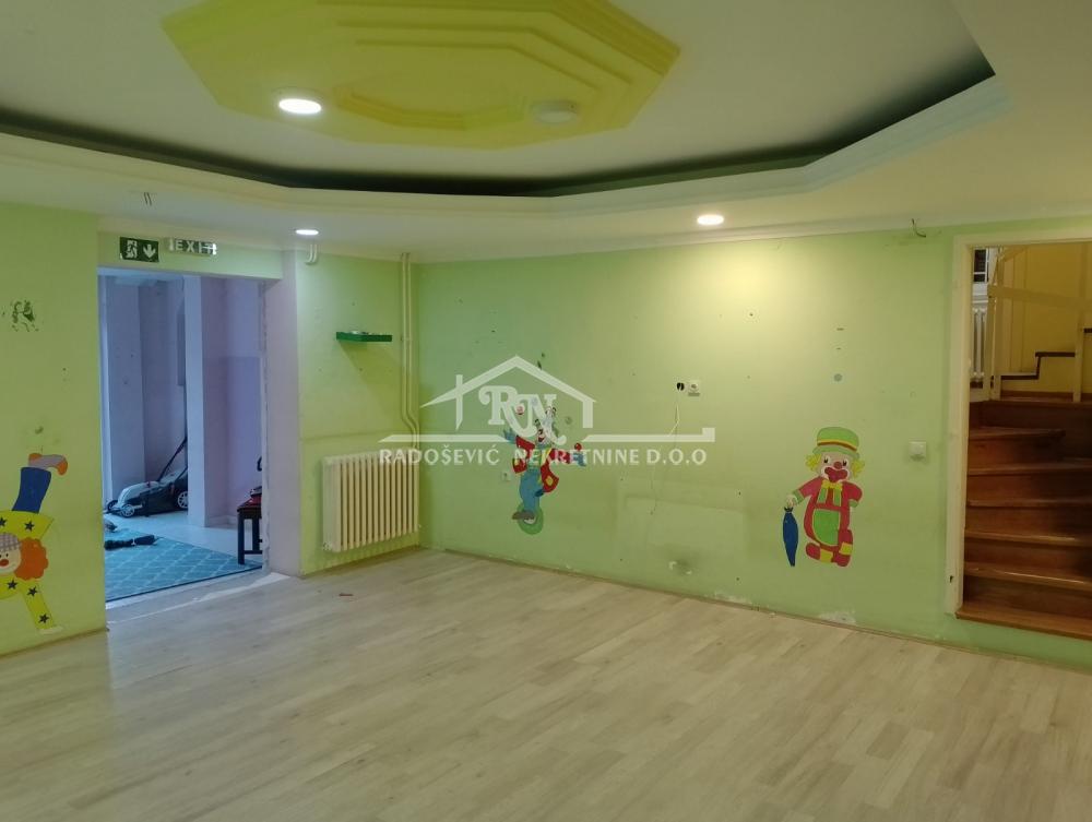 Lokal Izdavanje Beograd Vidikovac 170 m2