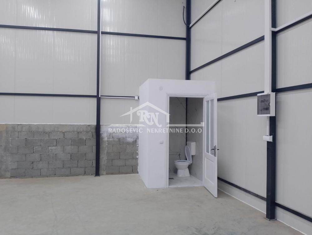 Lokal Izdavanje Beograd Resnik 192 m2