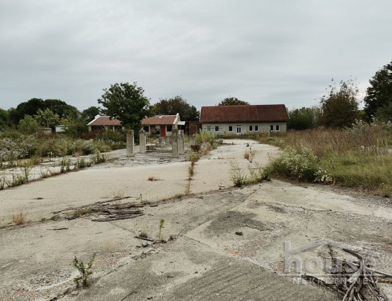Lokal – Novi Sad, Rumenka – ID 9112875.