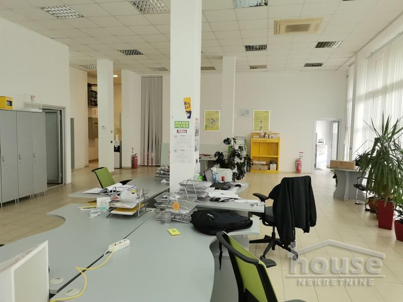 Lokal Izdavanje Novi Sad  400 m2