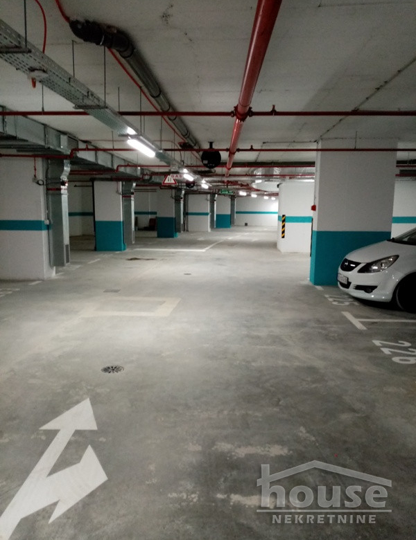 Garaža Izdavanje Novi Sad  12 m2