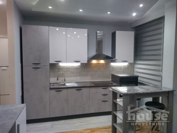 Stan Izdavanje Novi Sad  25 m2