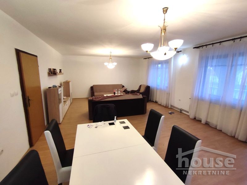 Kuća Prodaja Novi Sad  300 m2