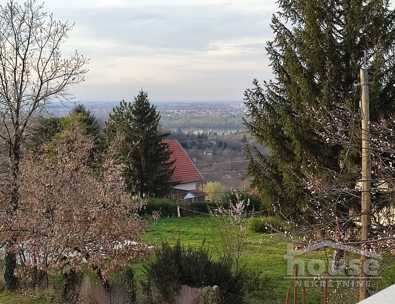 Kuća Prodaja Novi Sad  266 m2