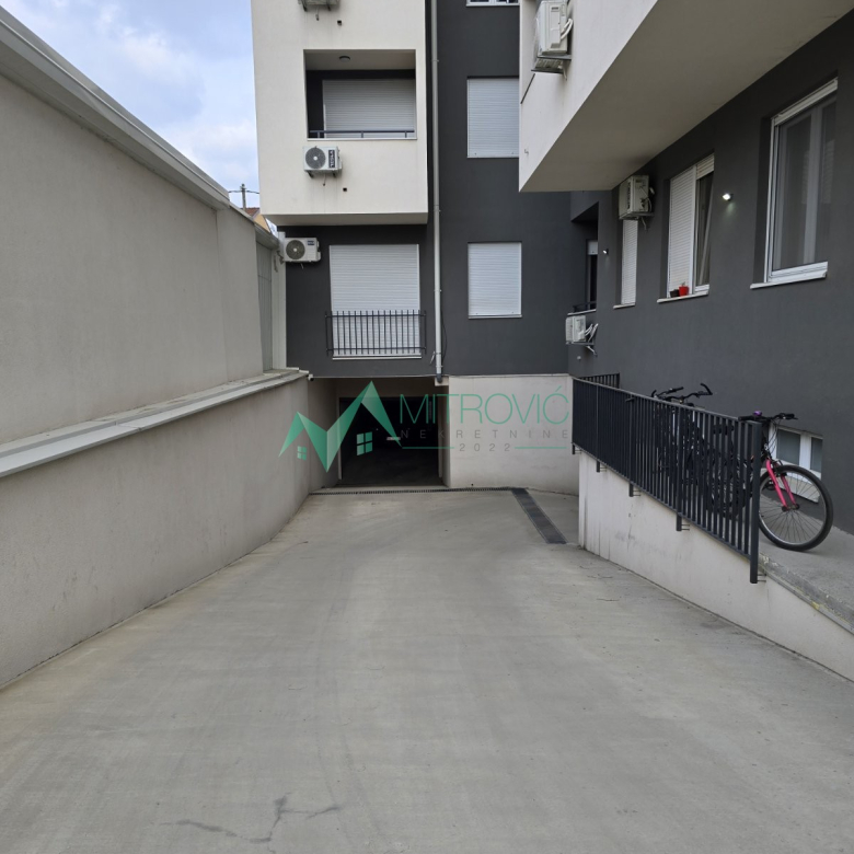 Garaža Prodaja Novi Sad  14 m2