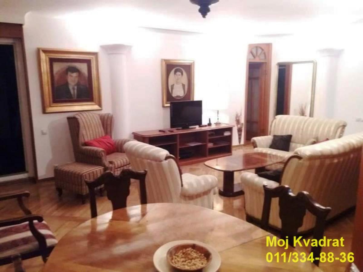 Stan Izdavanje Beograd Slavija 94 m2