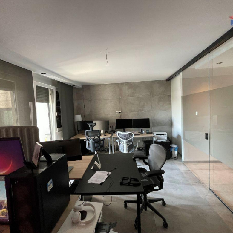 Lokal Izdavanje Novi Sad  68 m2