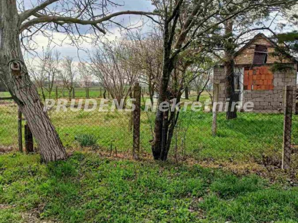 Kuća Prodaja Pećinci Sremski Mihajlevci 40 m2