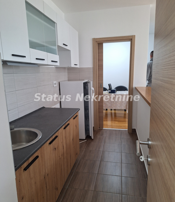 Stan Izdavanje Novi Sad  67 m2