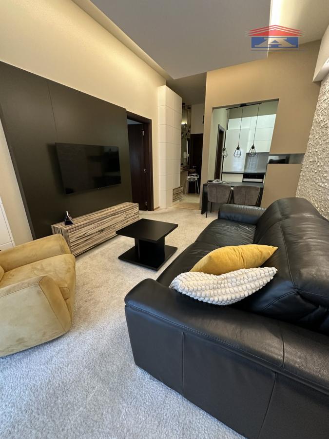 Stan Izdavanje Novi Sad  49 m2