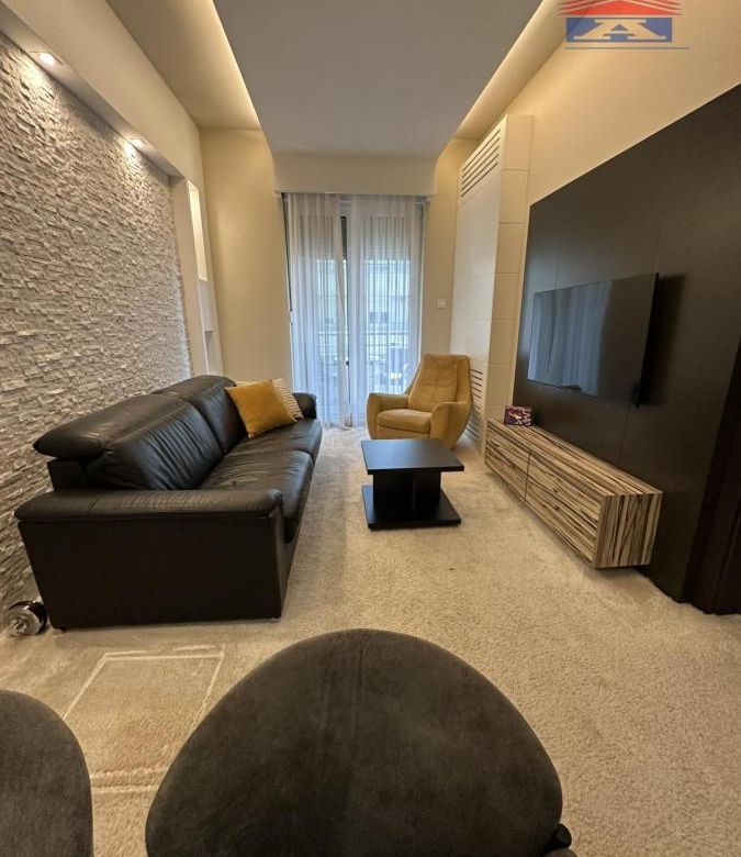 Stan Izdavanje Novi Sad  49 m2