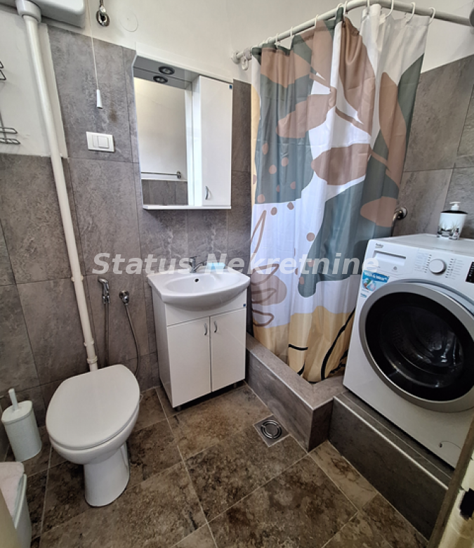 Stan Izdavanje Novi Sad  40 m2