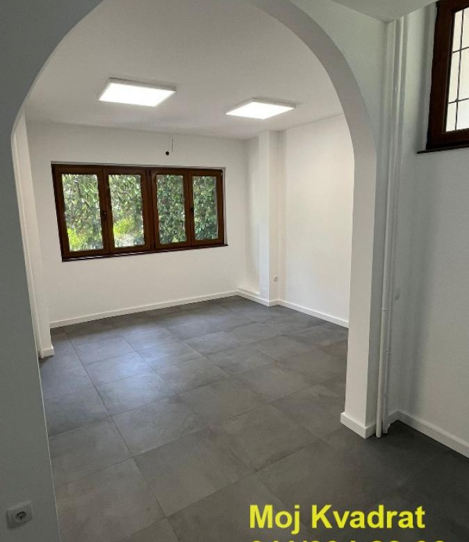 Lokal Izdavanje Beograd Hotel Jugoslavija 75 m2