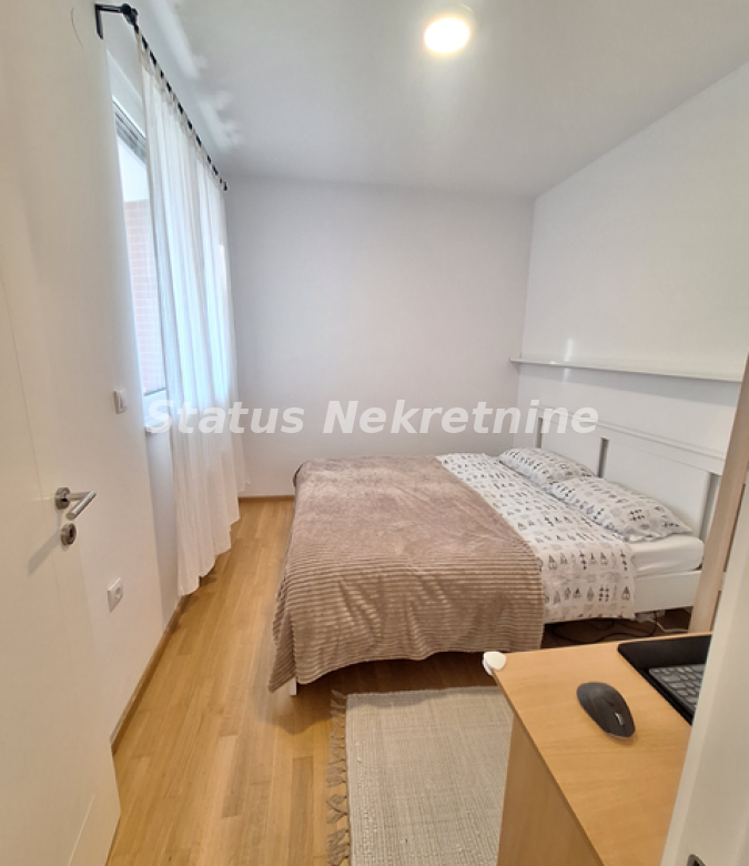Stan Izdavanje Novi Sad  46 m2
