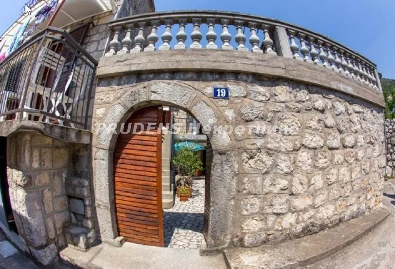 Kuća Prodaja Budva  210 m2