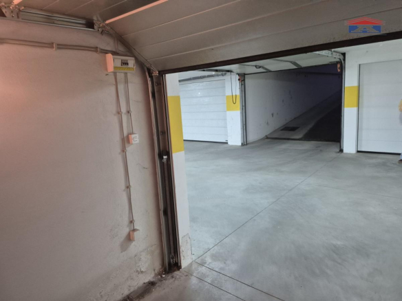 Garaža Izdavanje Novi Sad  16 m2
