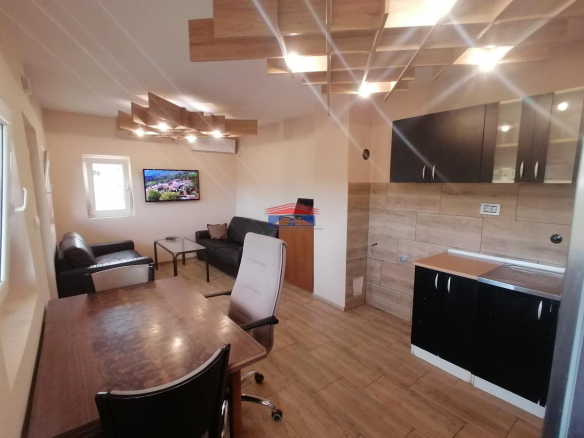 Kuća Prodaja Novi Sad  90 m2