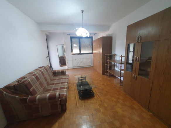 Stan Izdavanje Novi Sad  41 m2