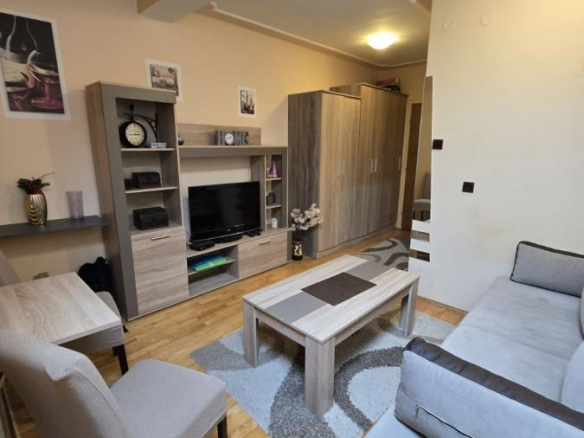 Stan Prodaja Novi Sad  20 m2