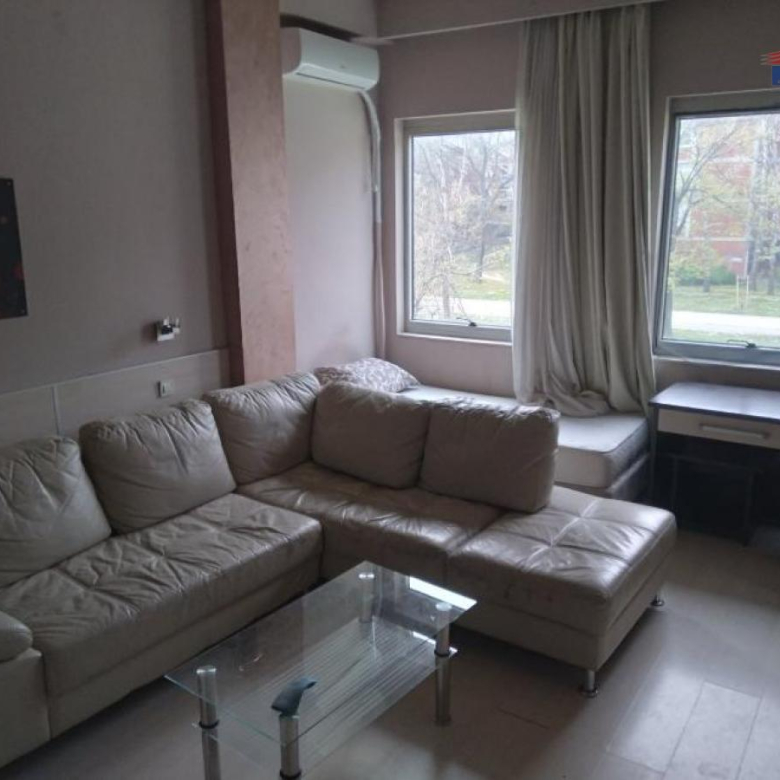 Stan Izdavanje Novi Sad  30 m2